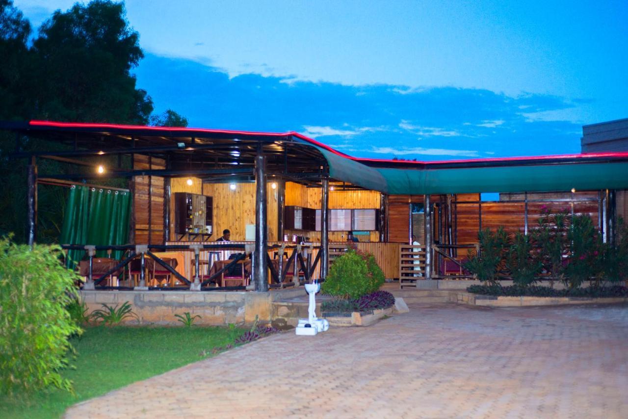 Quality Inn Hotel Kigali Esterno foto