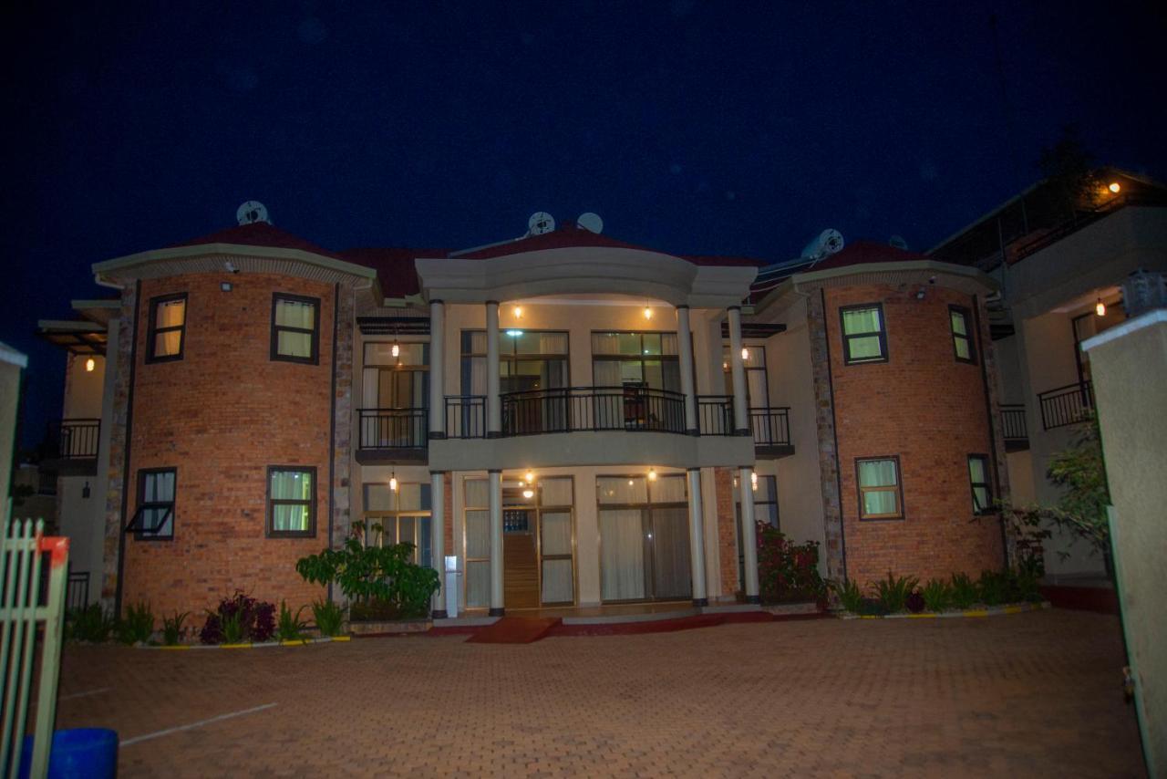 Quality Inn Hotel Kigali Esterno foto