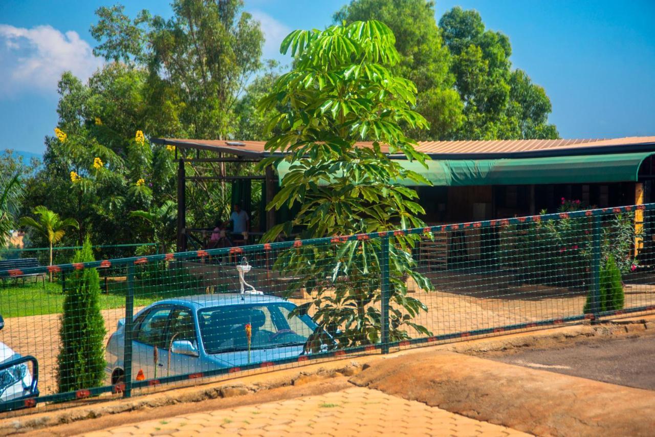 Quality Inn Hotel Kigali Esterno foto