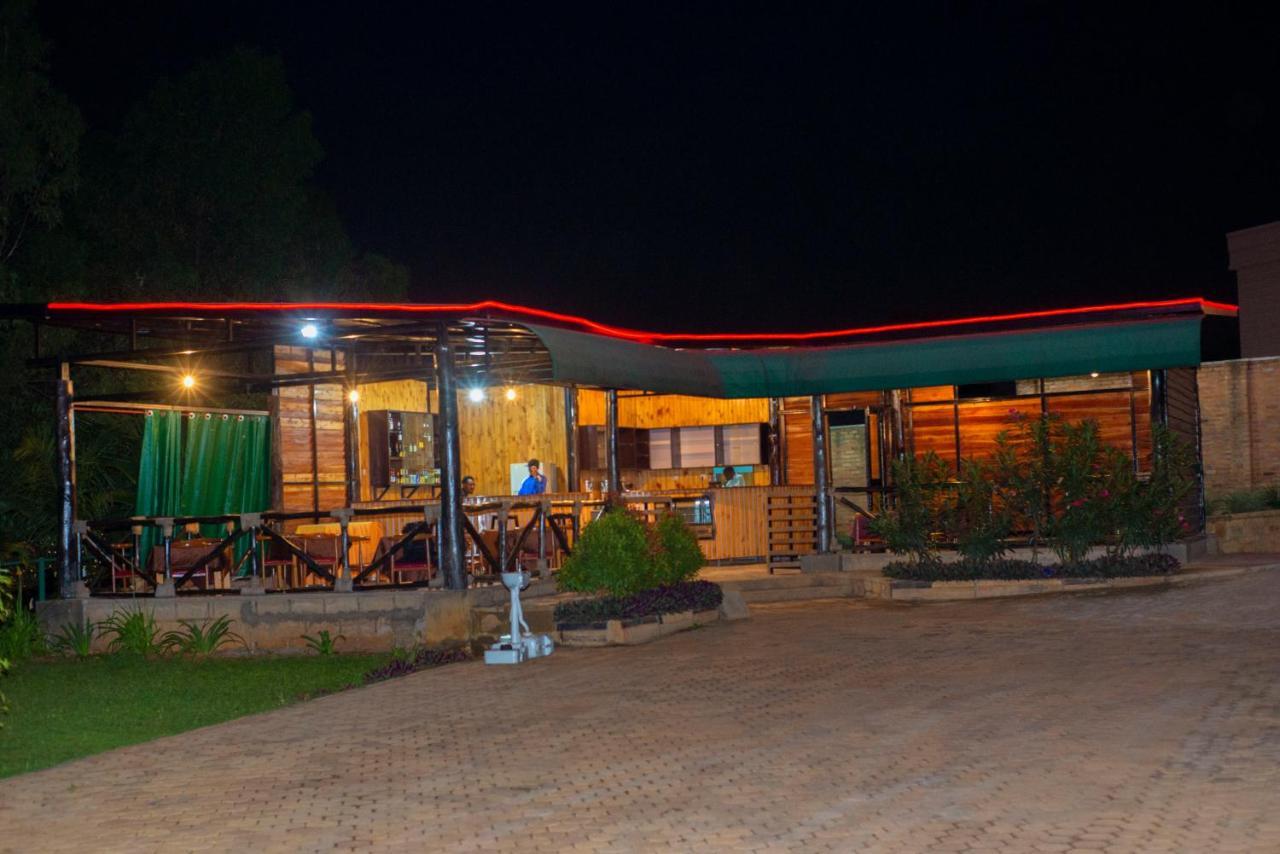 Quality Inn Hotel Kigali Esterno foto