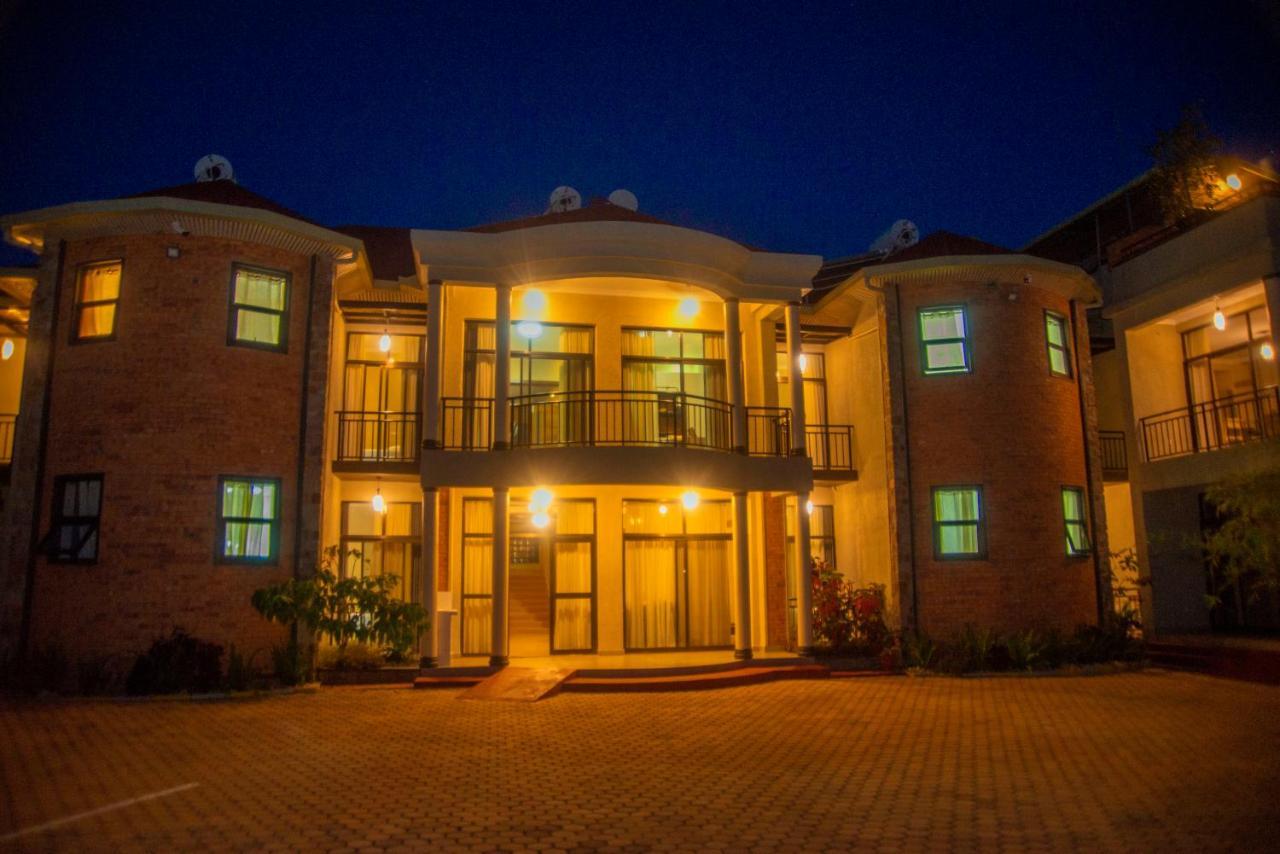 Quality Inn Hotel Kigali Esterno foto