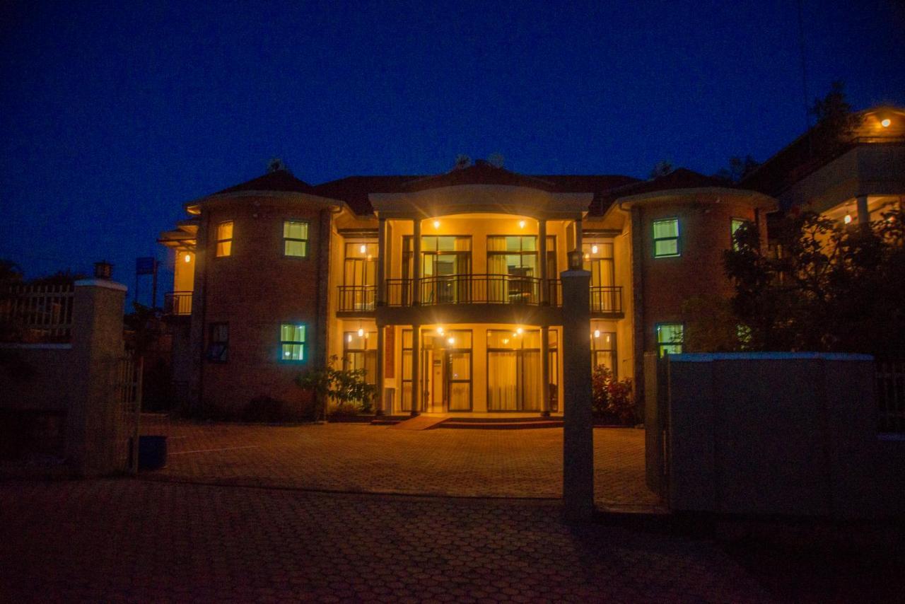 Quality Inn Hotel Kigali Esterno foto